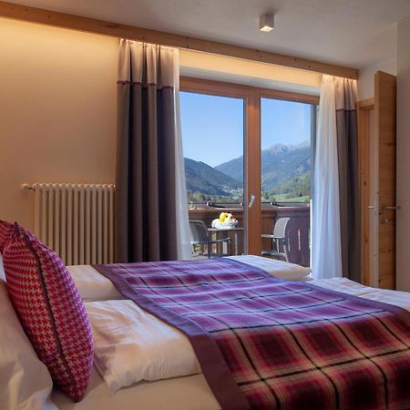 Active Hotel Monte Giner メッツァーナ エクステリア 写真