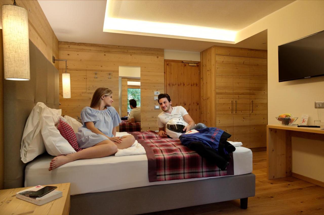Active Hotel Monte Giner メッツァーナ エクステリア 写真