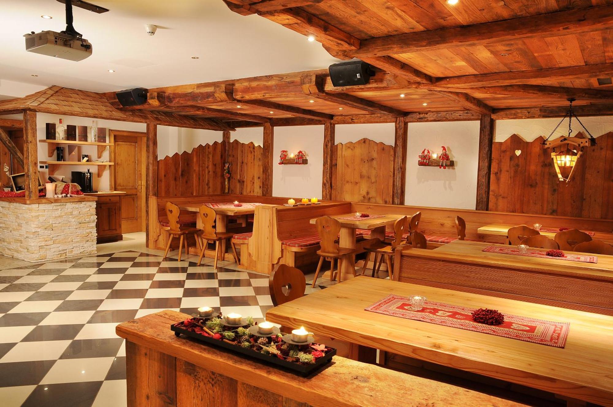 Active Hotel Monte Giner メッツァーナ エクステリア 写真